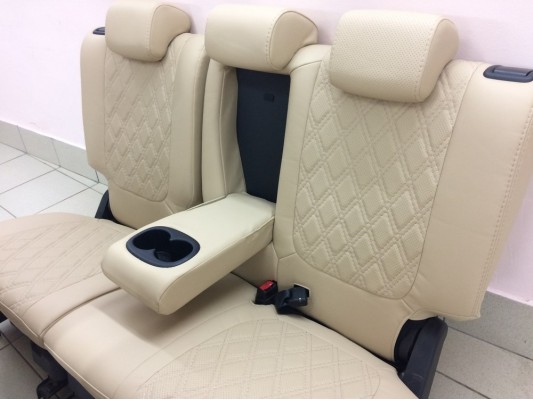 Авточехлы на Mitsubishi Outlander 3 Авточехлы на Mitsubishi Outlander 3