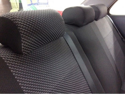 Авточехлы на Nissan Almera N16