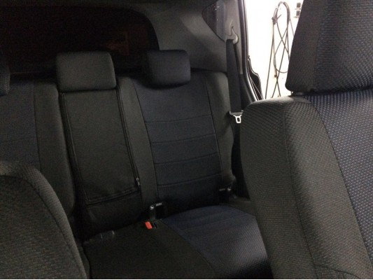 Авточехлы на Toyota RAV 4 CA40